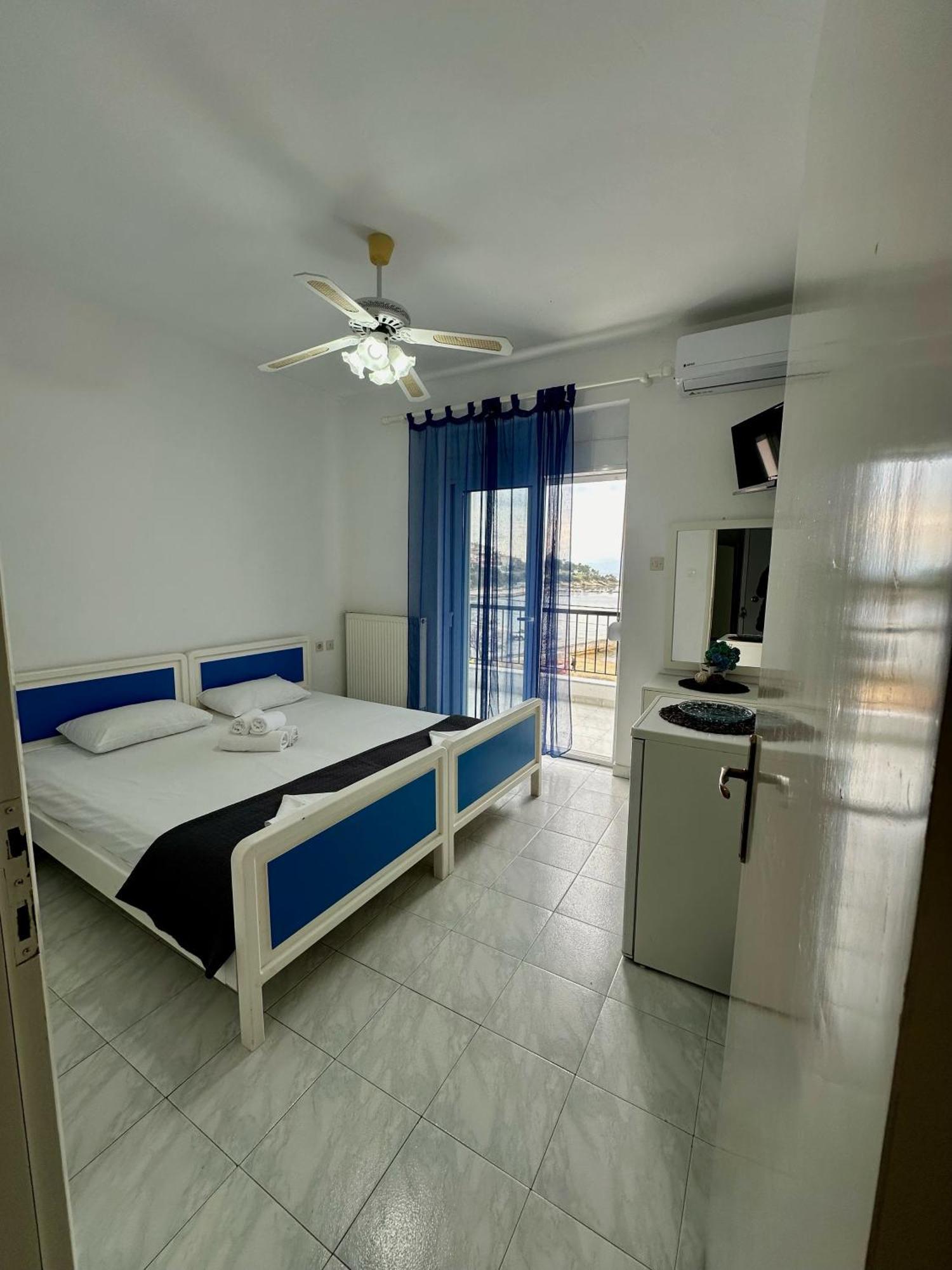 Hotel Elena Pyrgadikia Extérieur photo